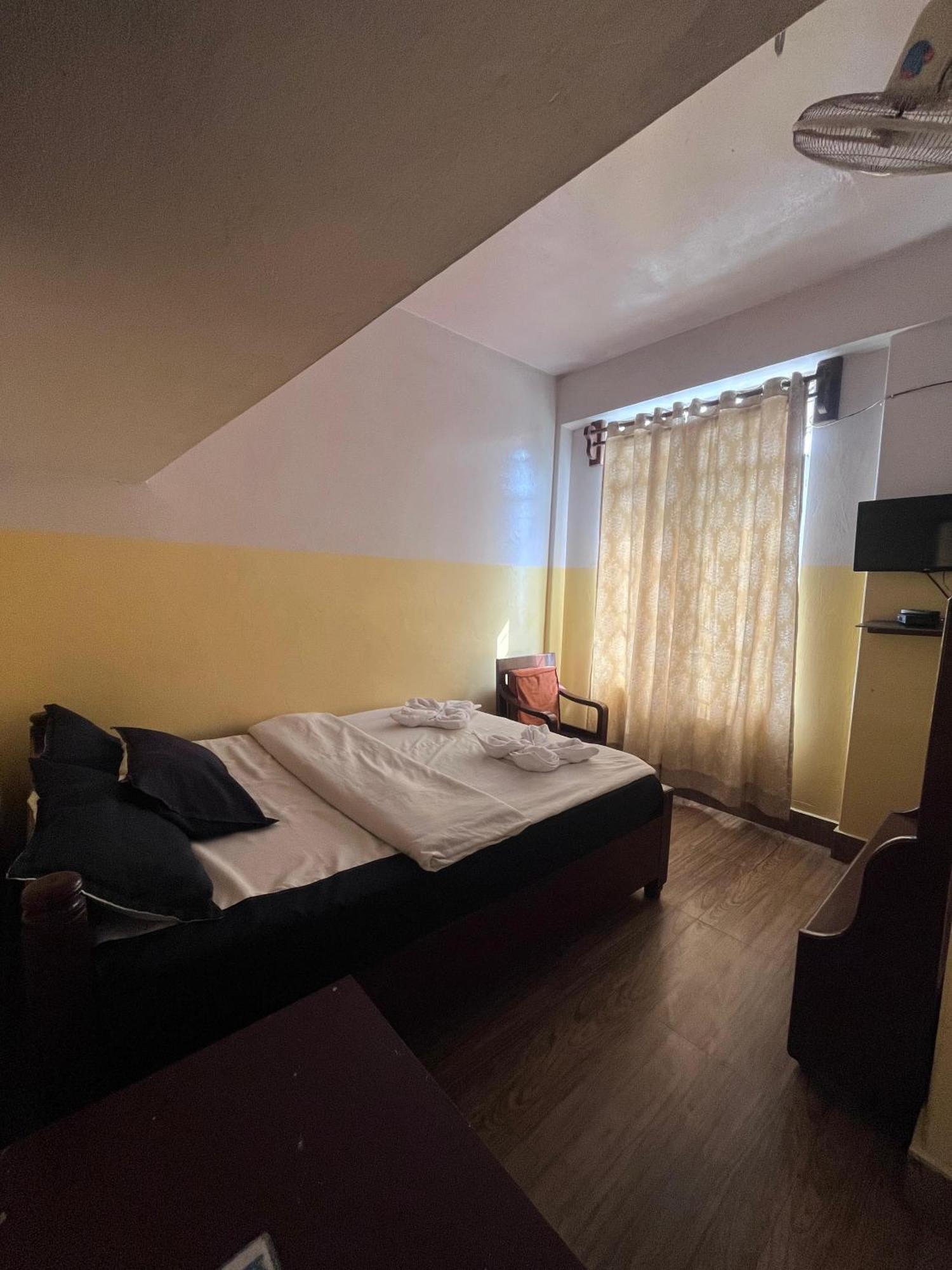 Jn Hotel Kohima Екстер'єр фото